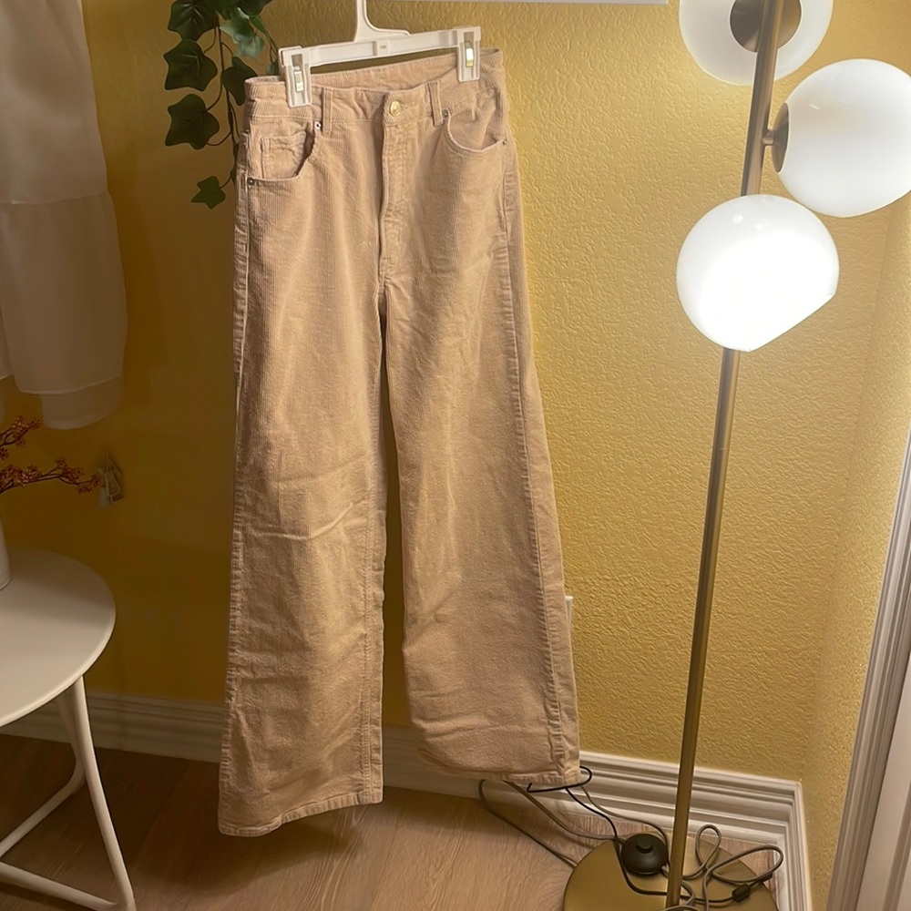 super cute wide leg corduroy jeans! super cute for fall and winter!